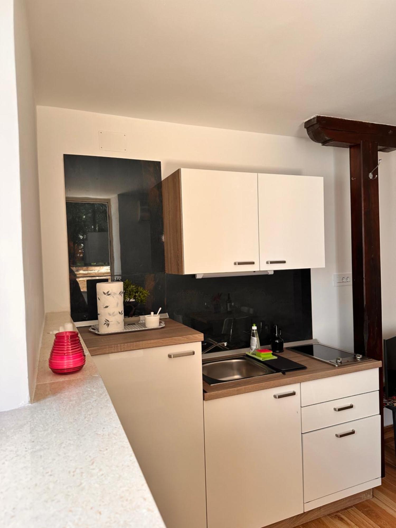 Lux Apartments In Downtown بولا المظهر الخارجي الصورة